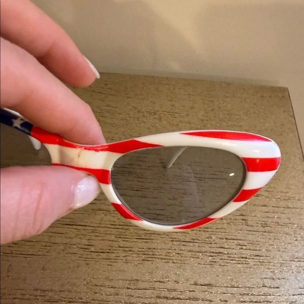 Patriotic Cat-Eye Sunglasses